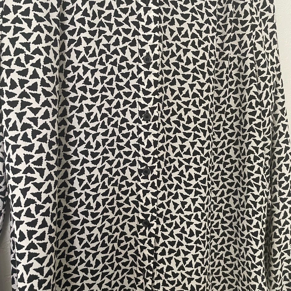 H&M blouse - Picture 2 of 4